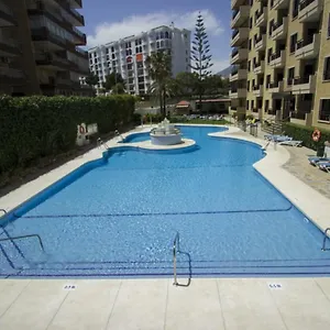 https://apartamento-edificio-ronda-4-los-boliches.1costadelsol.com