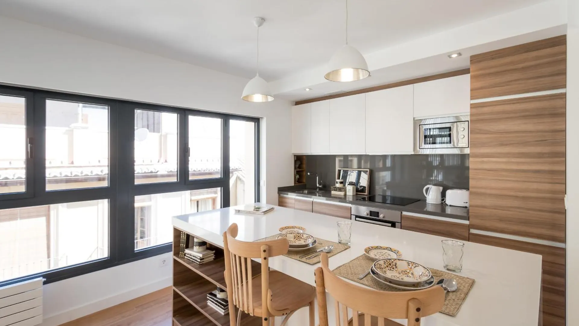 Chezmoihomes Plaza Nueva Premium Granada 0*,