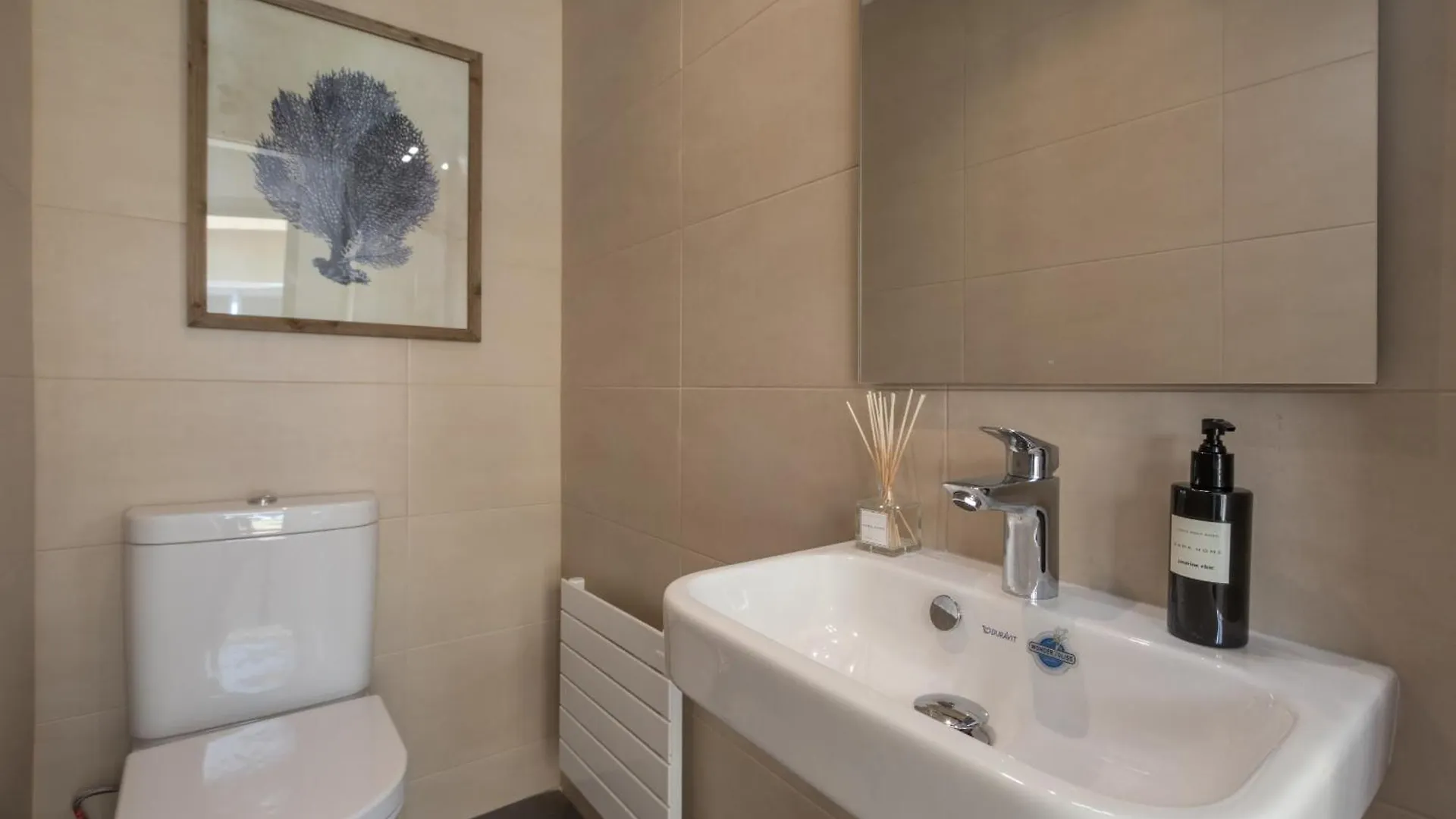 Chezmoihomes Plaza Nueva Premium Granada Apartment